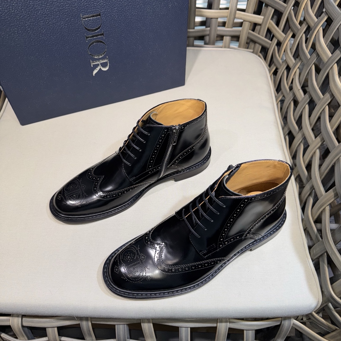 CHRISTIAN DIOR Мужские ботинки из телячьей кожи