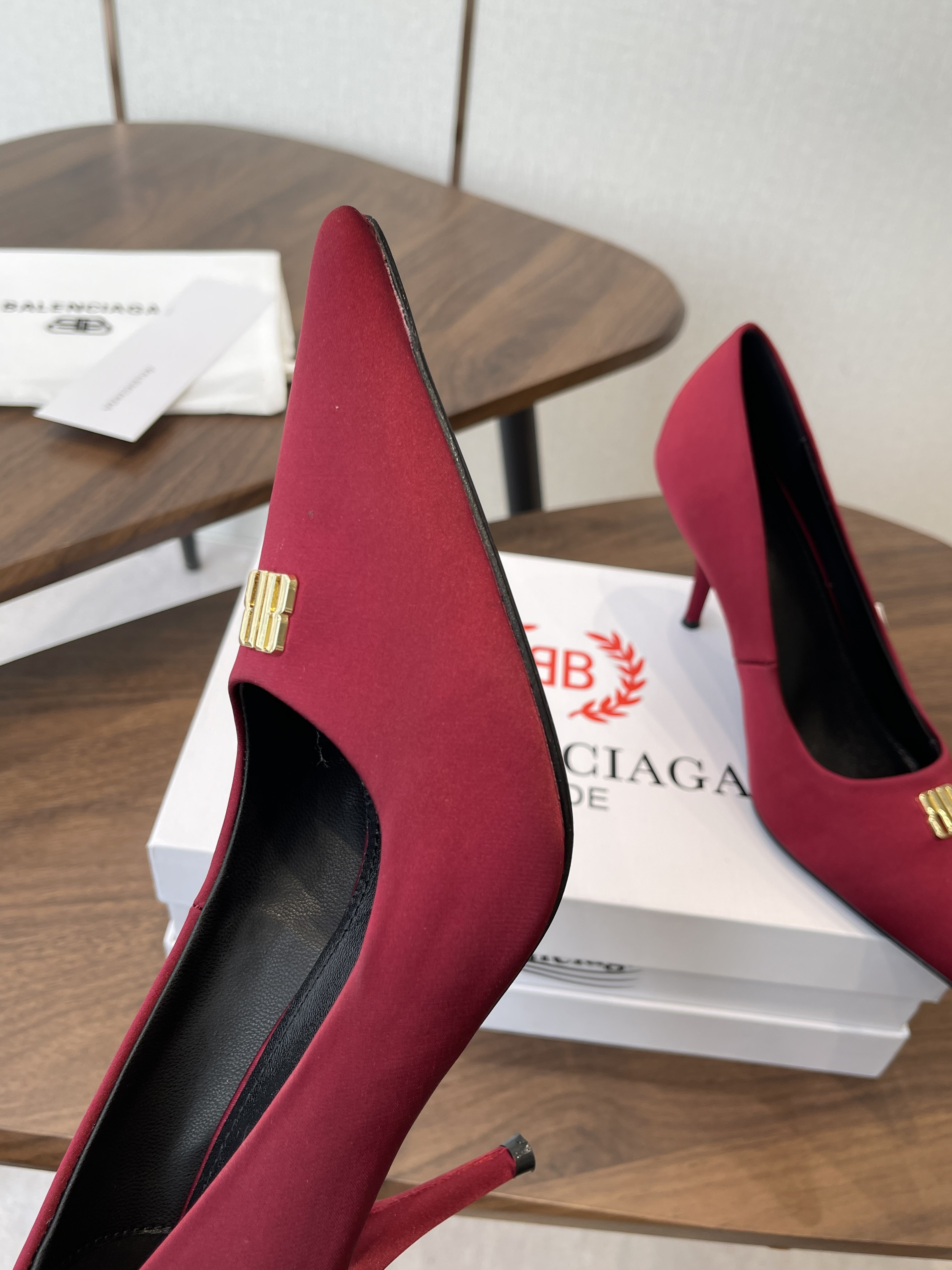 BALENCIAGA Женские туфли 