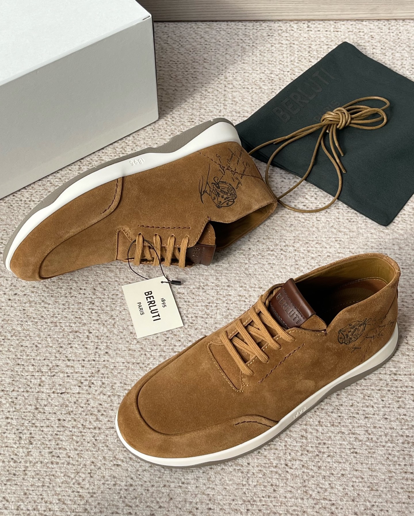 BERLUTI Мужские кроссовки из телячьей кожи 