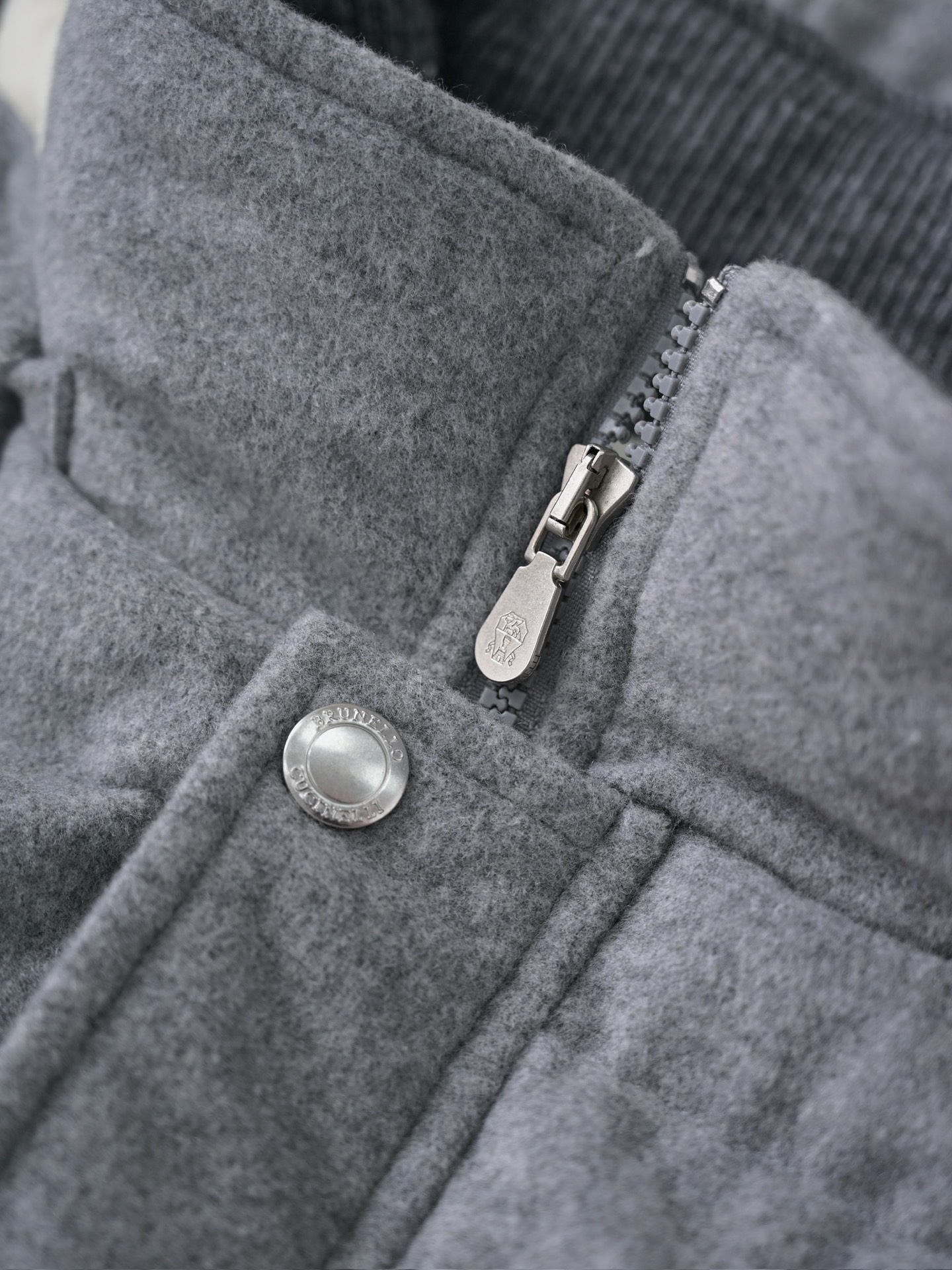 BRUNELLO CUCINELLI Мужской пуховик 