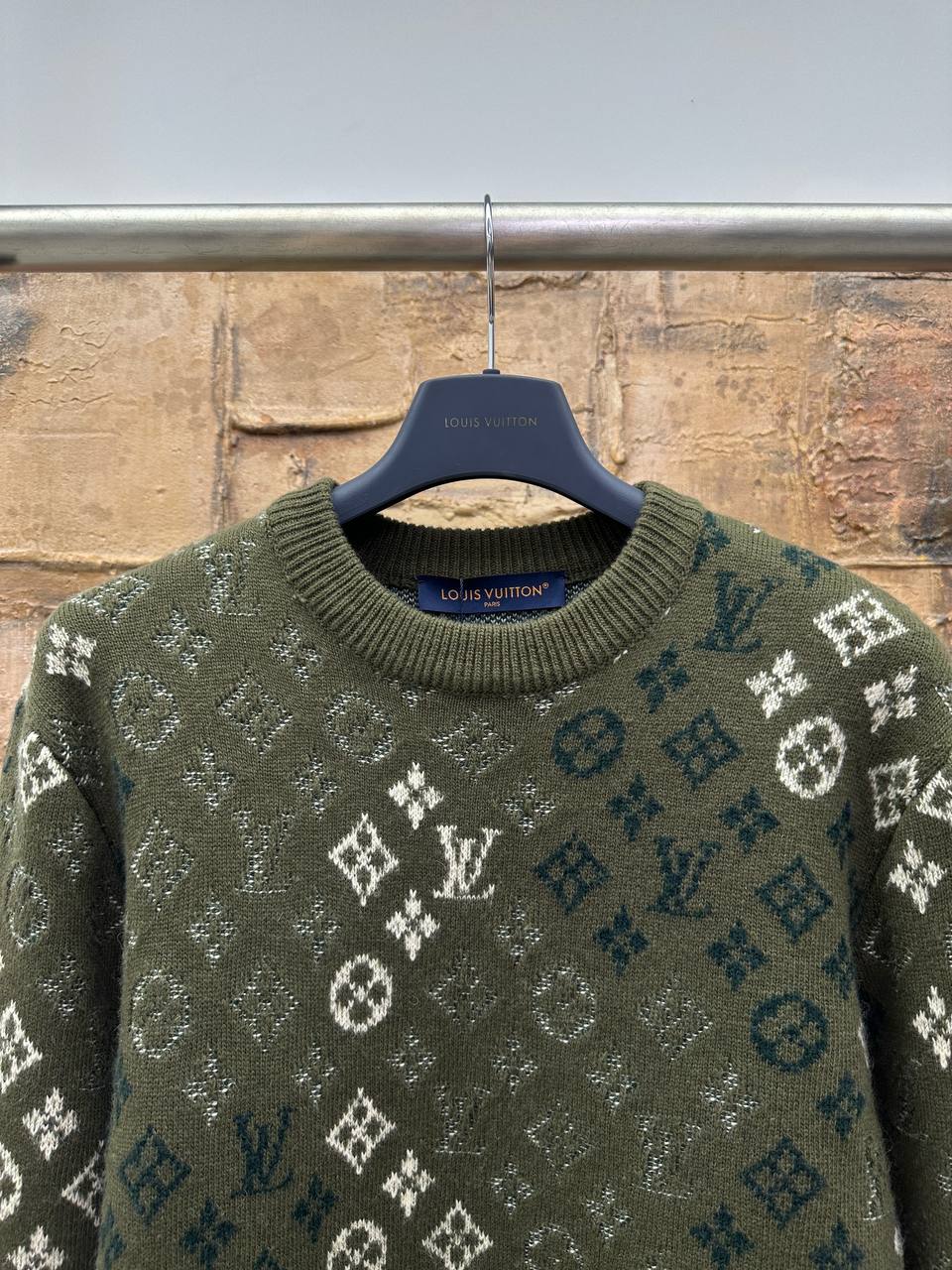 LOUIS VUITTON Мужской свитер LOUIS VUITTON Мужской свитер