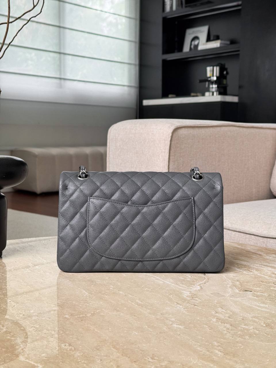 CHANEL Женская сумка Classic Flap CF25 CHANEL Женская сумка Classic Flap CF25