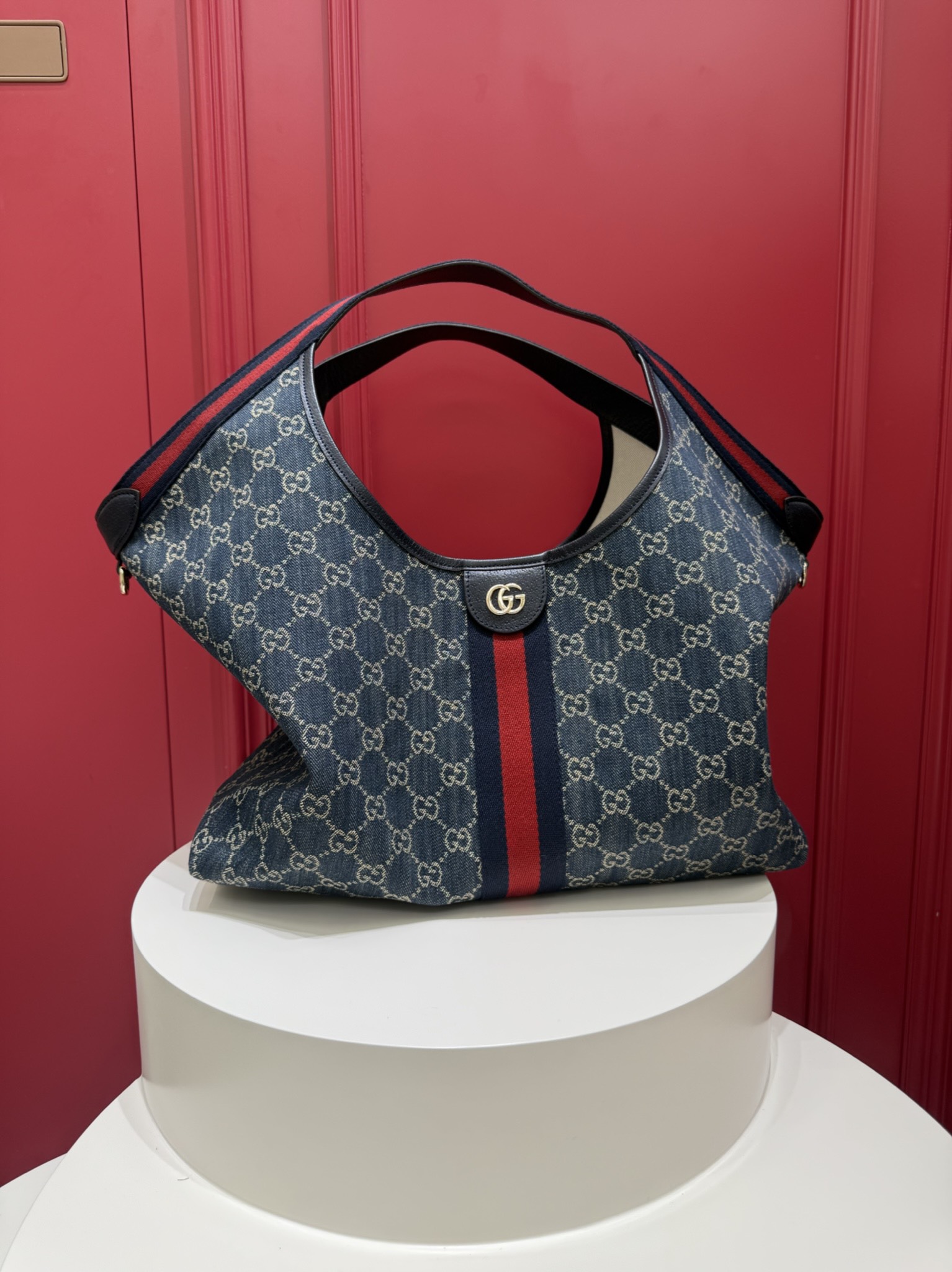 GUCCI Женская сумка шопер Giglio