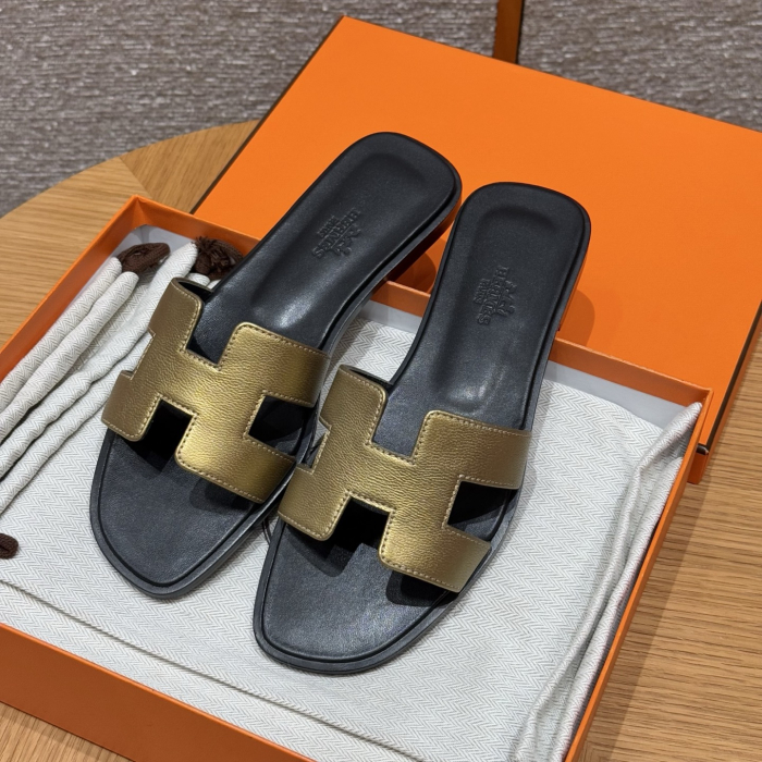 HERMES Женские сандалии Oran Chevre