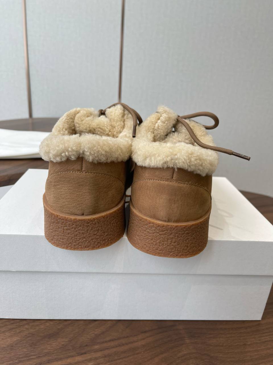 THE ROW Женские лоферы из овчины THE ROW Женские лоферы из овчины