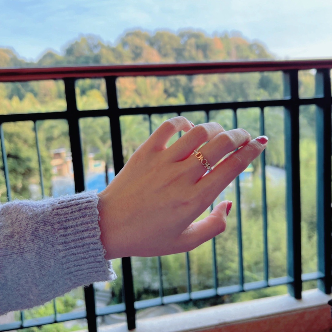 CHRISTIAN DIOR Женское кольцо из латуни CHRISTIAN DIOR Женское кольцо из латуни