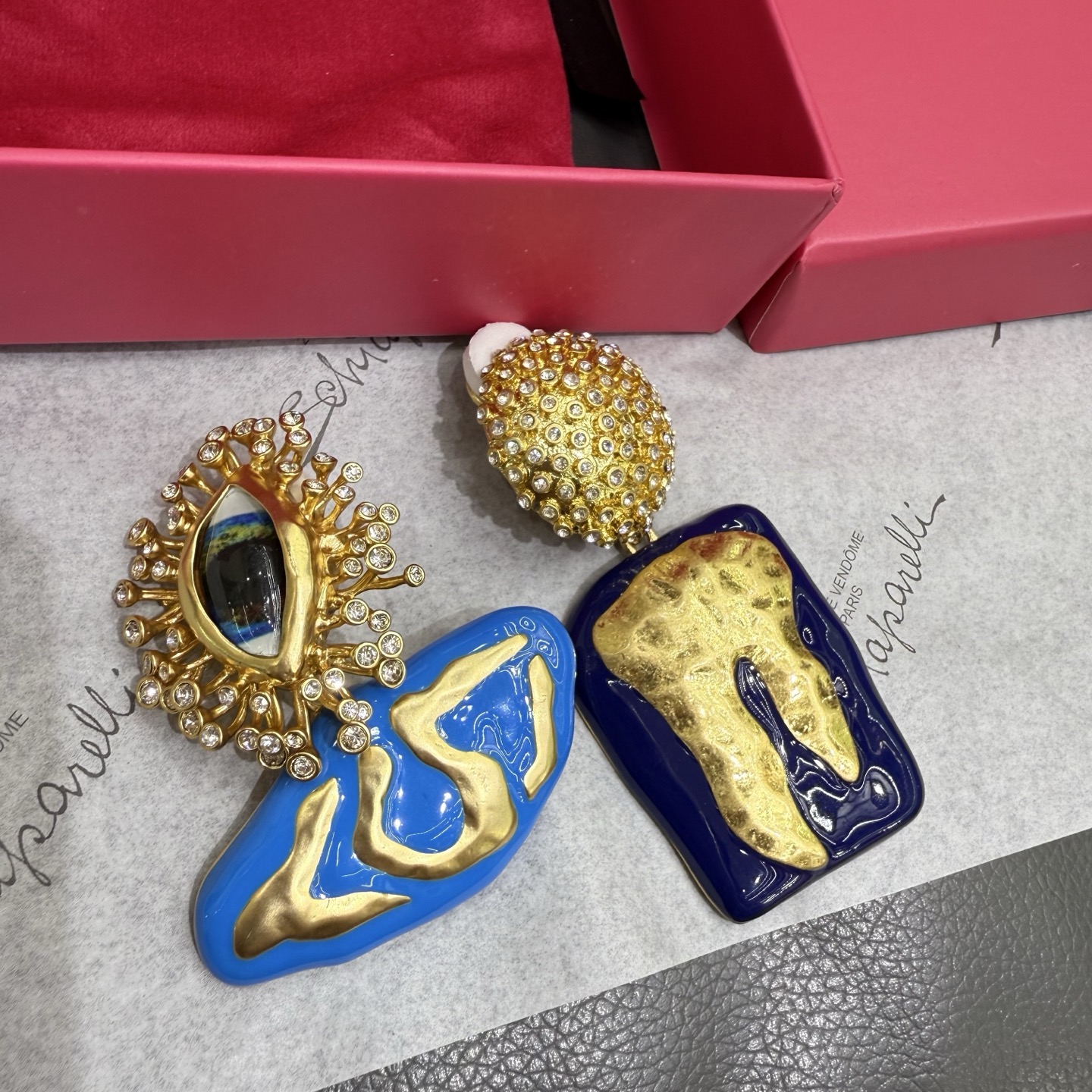 SCHIAPARELLI Женские винтажные серьги SCHIAPARELLI Женские винтажные серьги