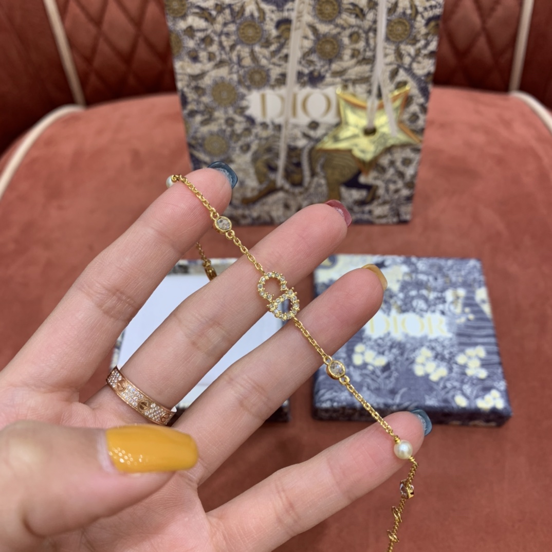 CHRISTIAN DIOR Женский браслет Lune CHRISTIAN DIOR Женский браслет Lune