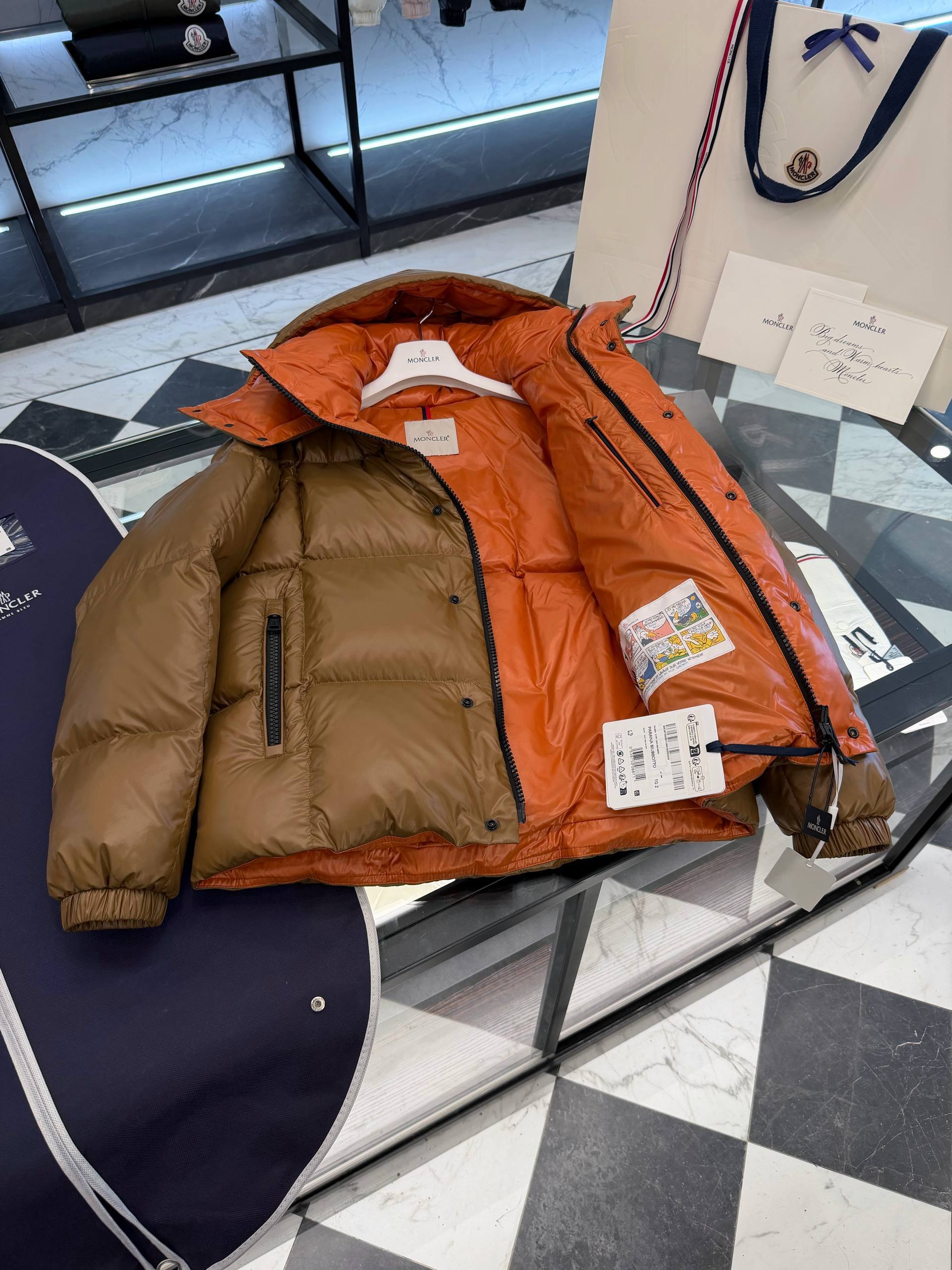 MONCLER Мужской утеплённый пуховик 