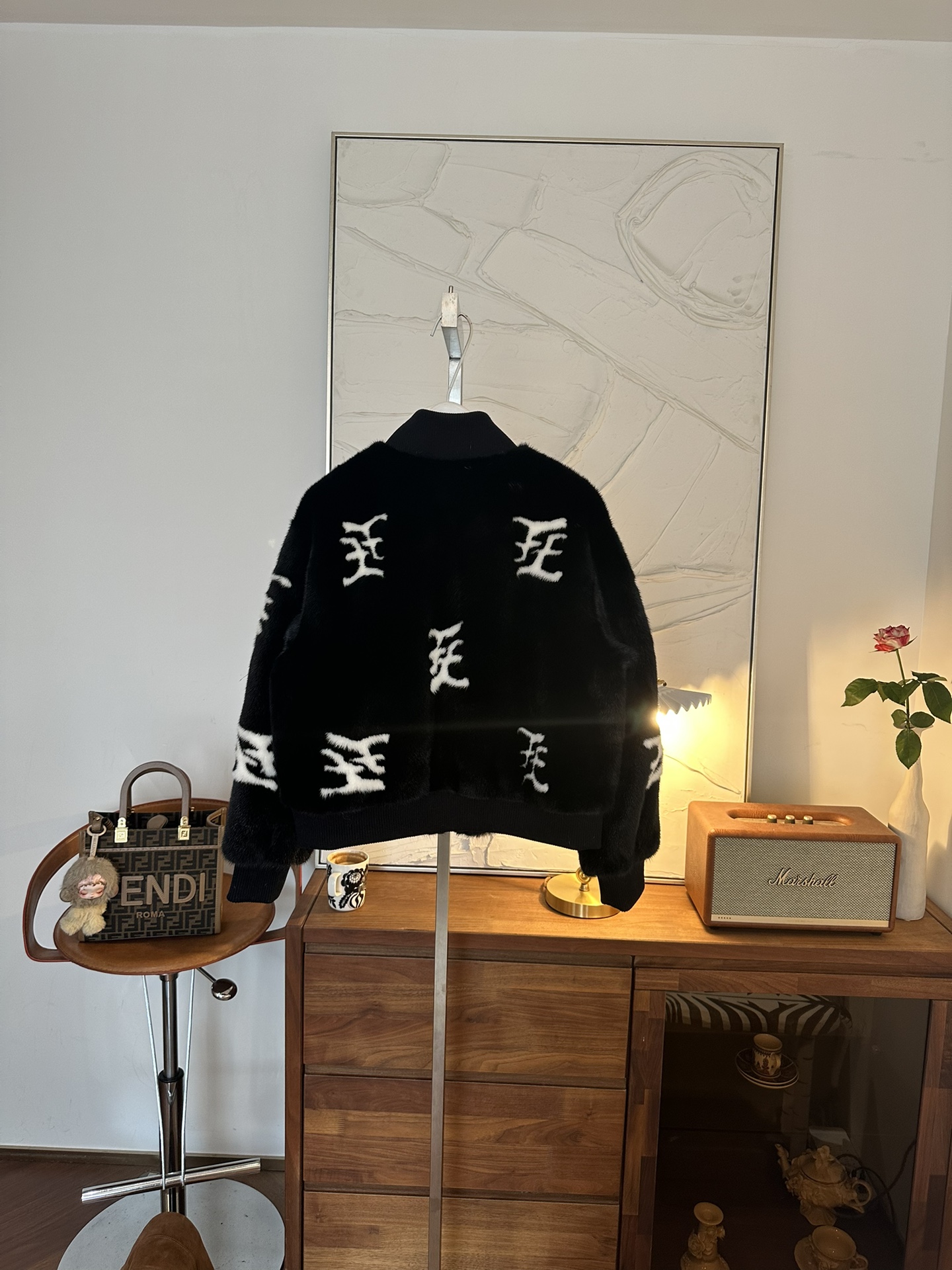 FENDI Женская шуба из норки FENDI Женская шуба из норки