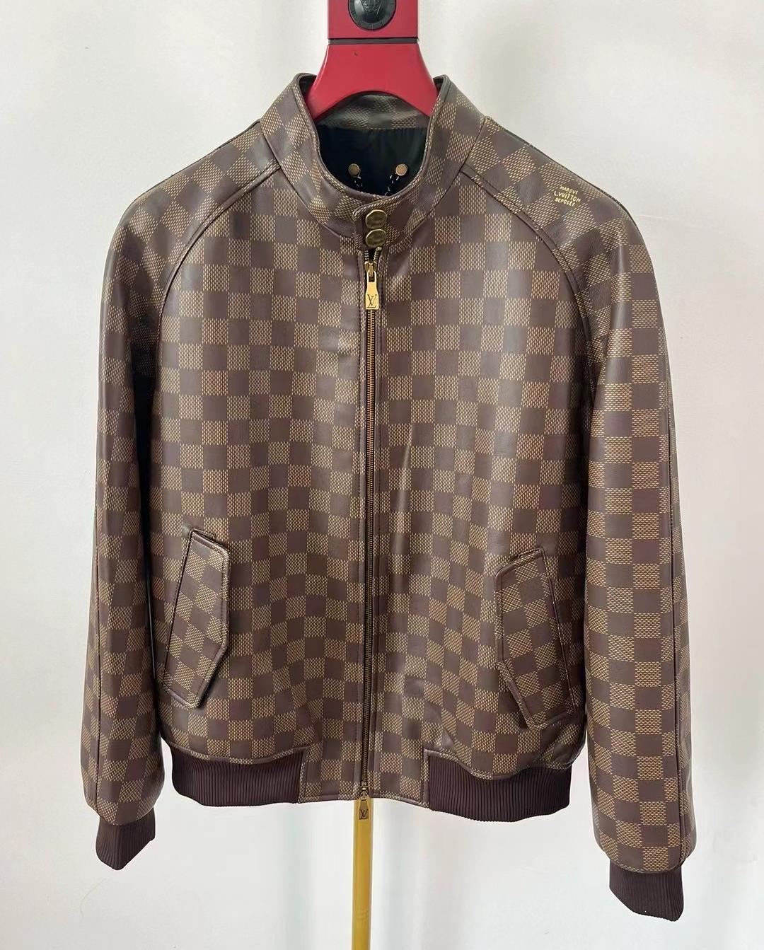 LOUIS VUITTON Мужская кожаная куртка LOUIS VUITTON Мужская кожаная куртка