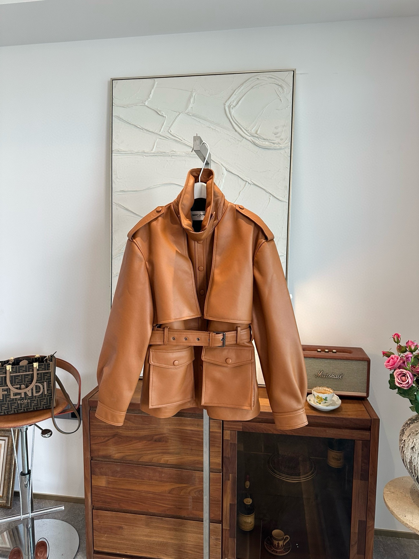 SAINT LAURENT Женская кожаная куртка SAINT LAURENT Женская кожаная куртка