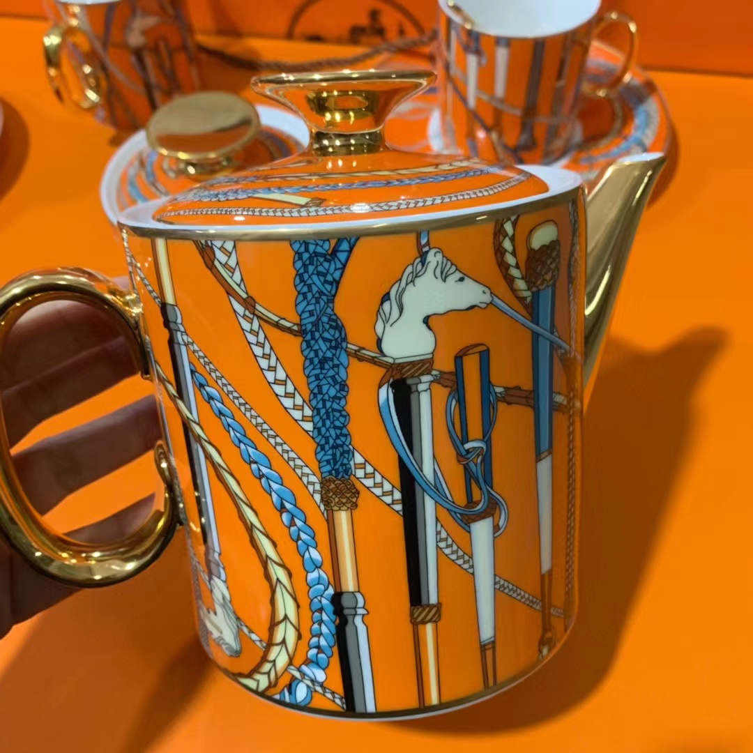 HERMES Чайный сервиз 15 предметов HERMES Чайный сервиз 15 предметов