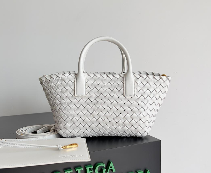 BOTTEGA VENETA Сумка Cabat Mini