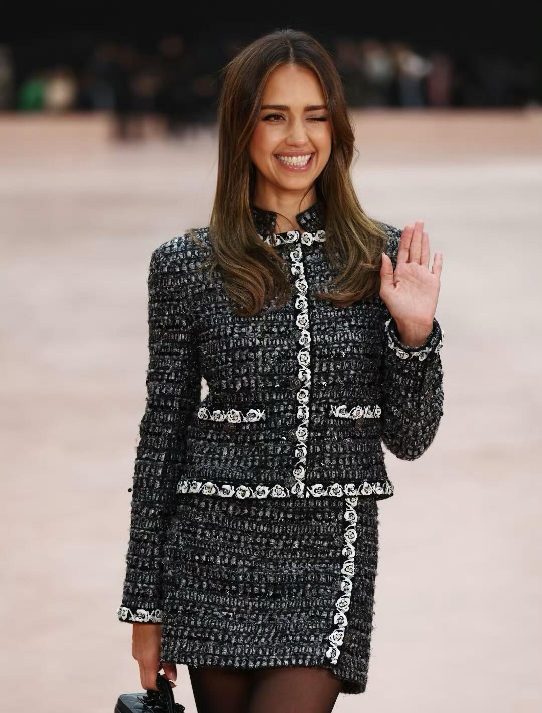 CHRISTIAN DIOR Женский кардиган CHRISTIAN DIOR Женский кардиган