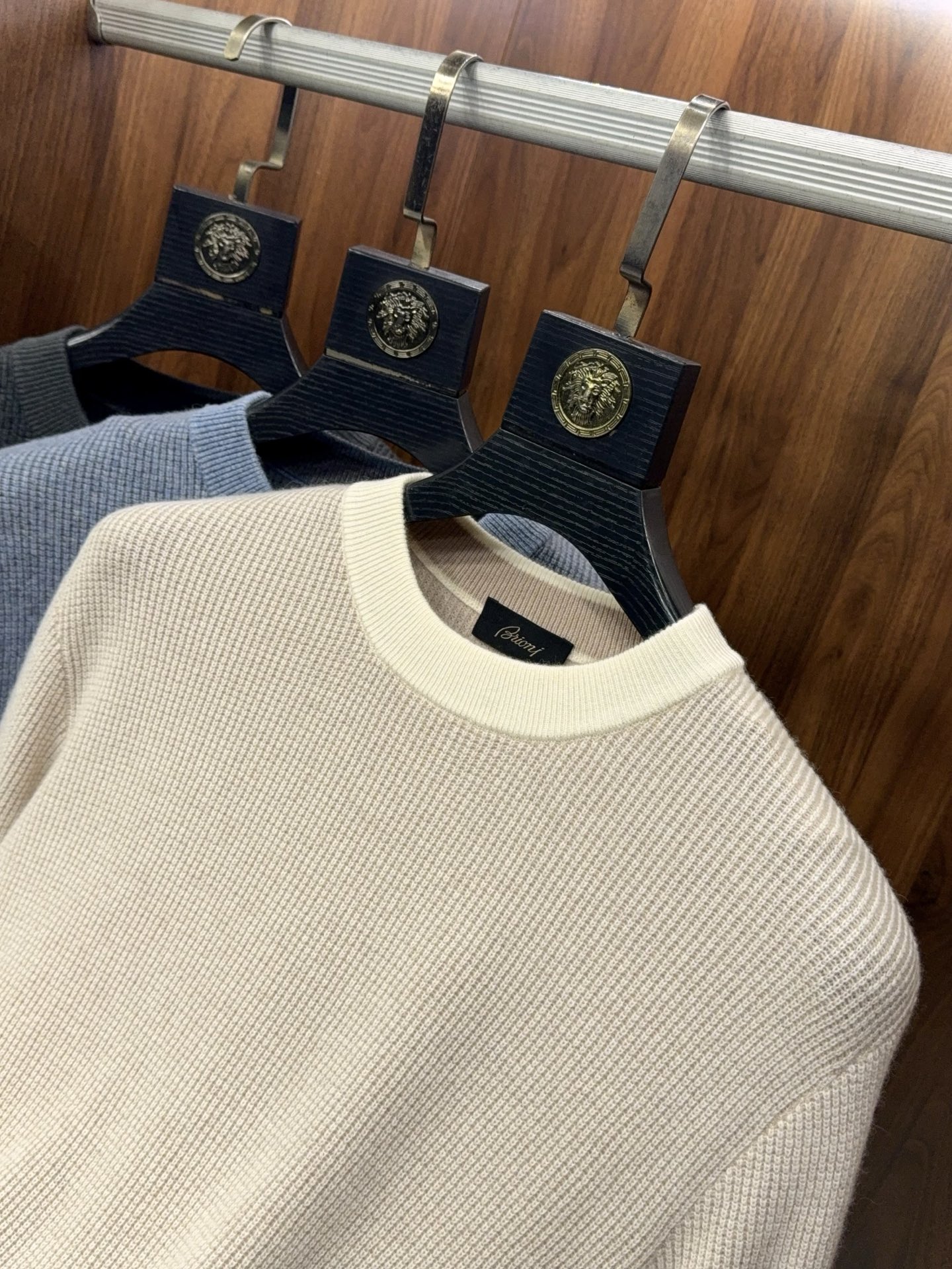 BRIONI Мужской свитер из кашемира 