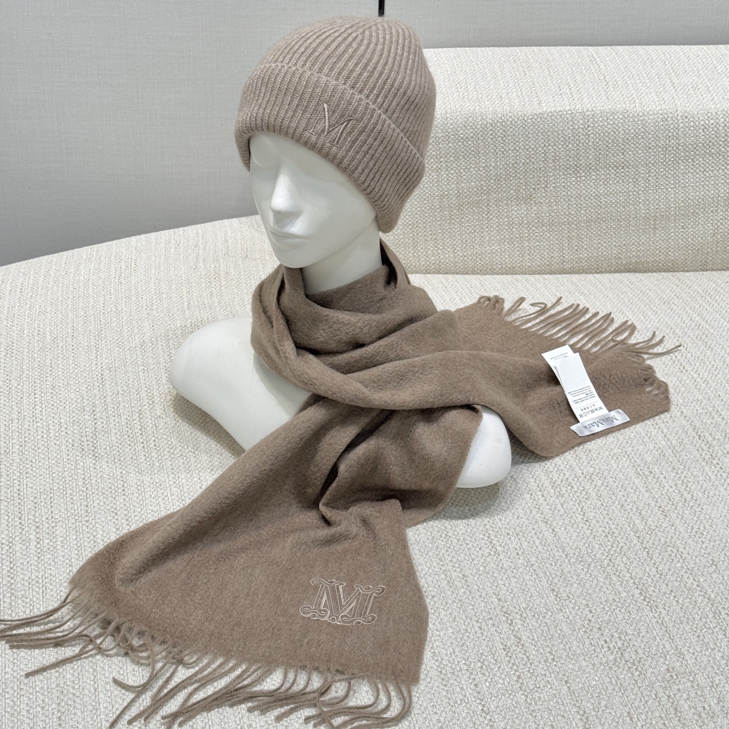 MAX MARA Женский шарф из кашемира 