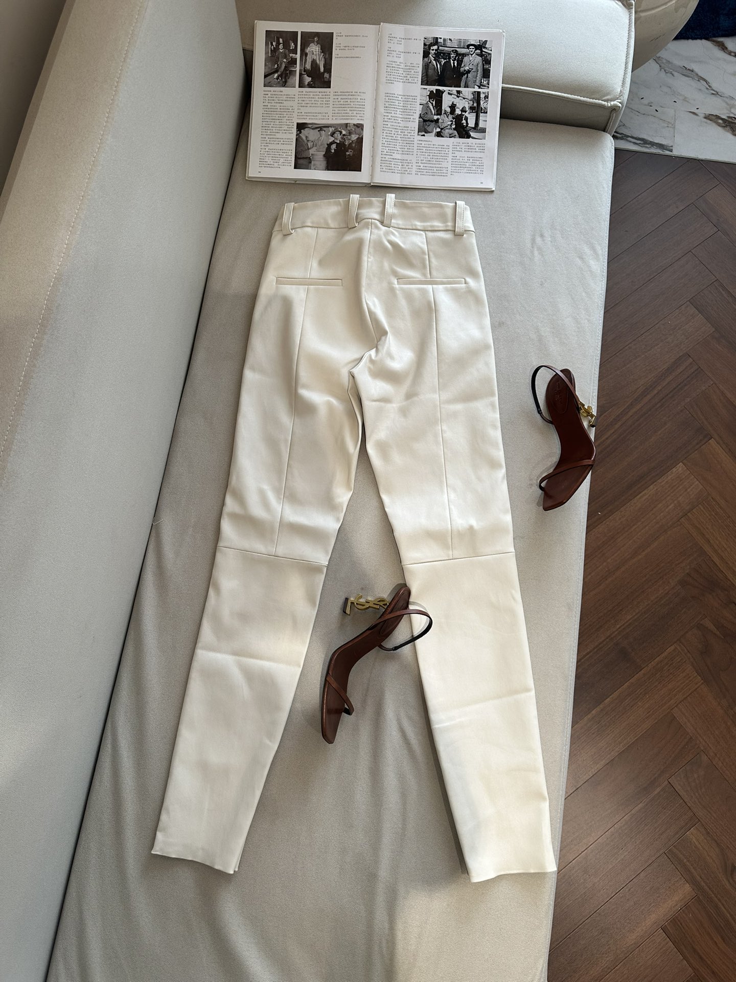 VERSACE Женские кожаные брюки VERSACE Женские кожаные брюки