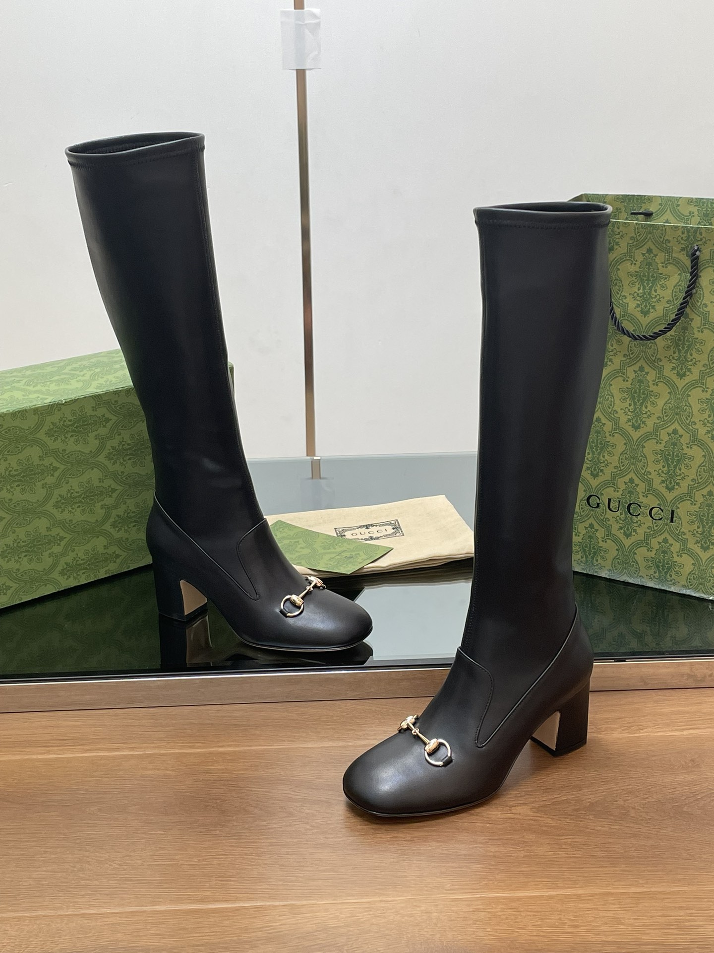 GUCCI Женские сапоги GG Horsebit GUCCI Женские сапоги GG Horsebit