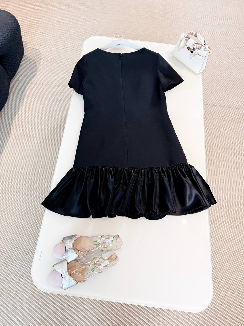 VALENTINO Женское шёлковое платье VALENTINO Женское шёлковое платье