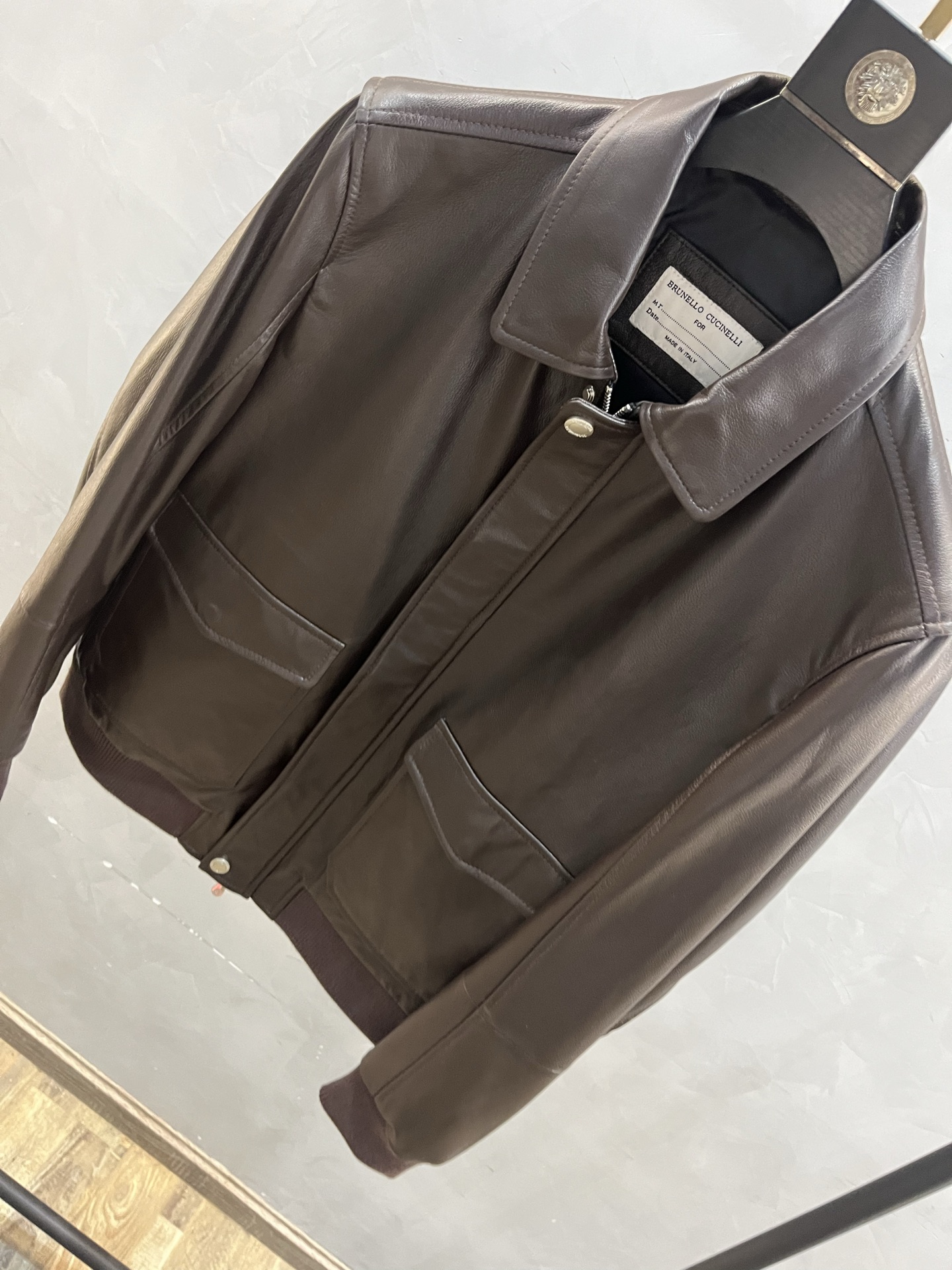 BRUNELLO CUCINELLI Мужская кожаная куртка на молнии BRUNELLO CUCINELLI Мужская кожаная куртка на молнии