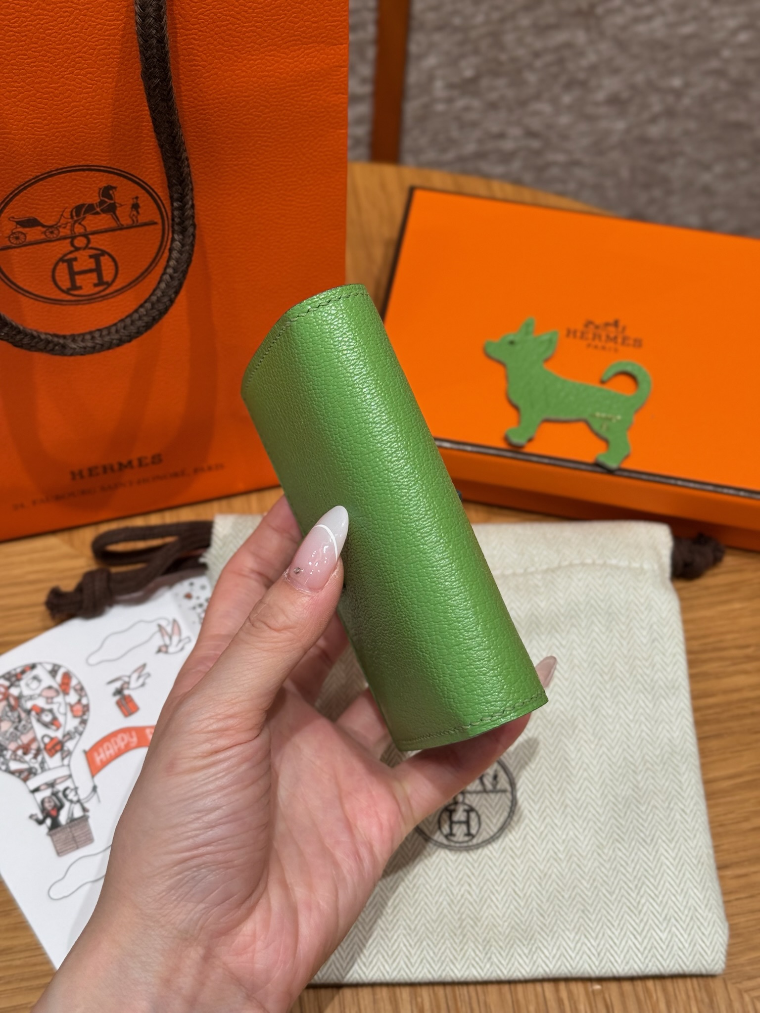 HERMES Кошелёк Bearn 10 см 3i/Vert Criquent Chèvre HERMES Кошелёк Bearn 10 см 3i/Vert Criquent Chèvre