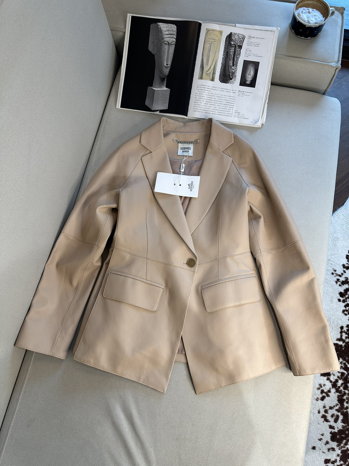 HERMES Женский кожаный жакет HERMES Женский кожаный жакет