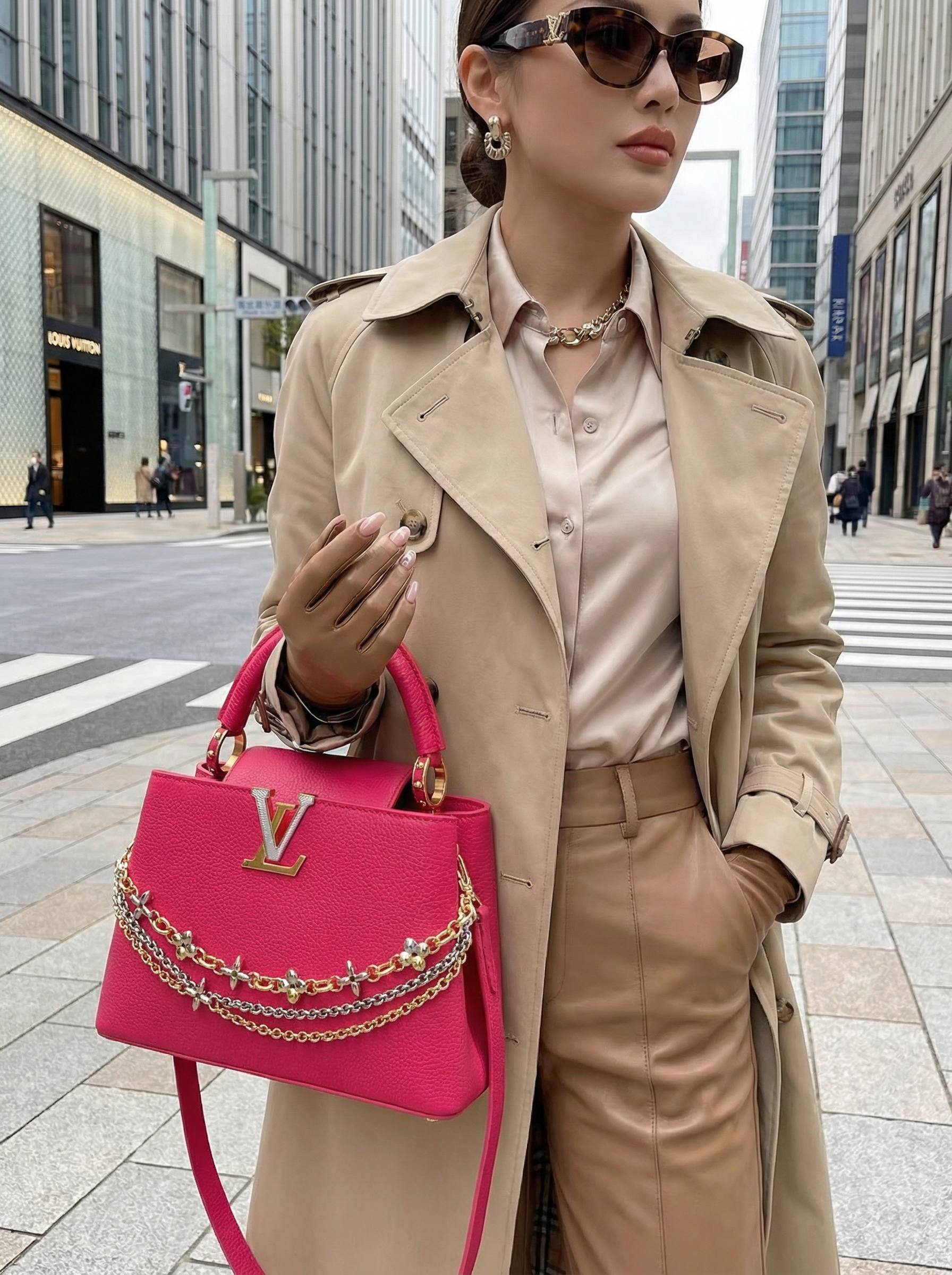 LOUIS VUITTON Женская сумка Capucines