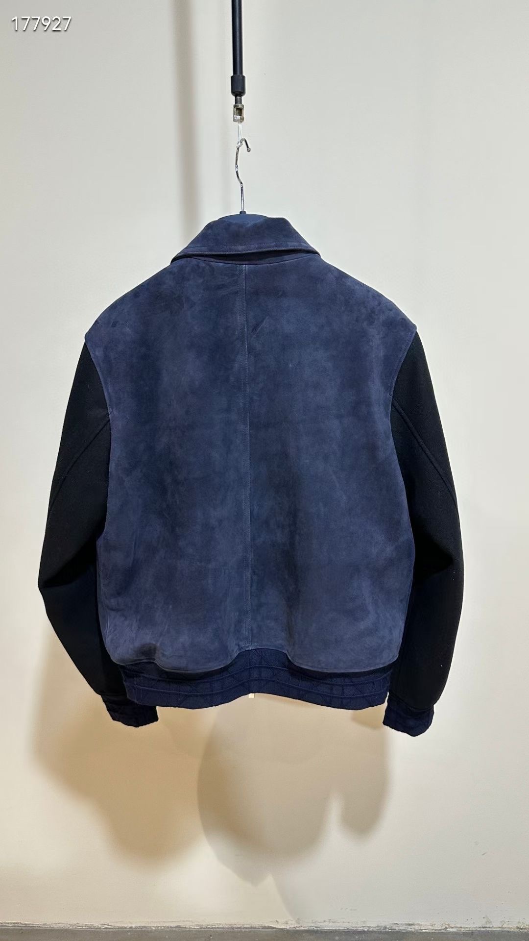 CHRISTIAN DIOR Мужская куртка из замши CHRISTIAN DIOR Мужская куртка из замши