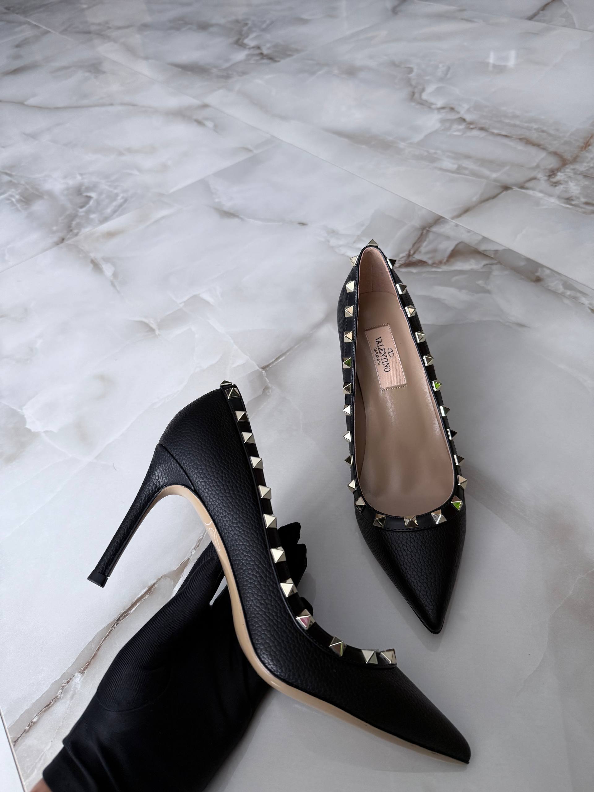 VALENTINO Женские туфли VALENTINO Женские туфли