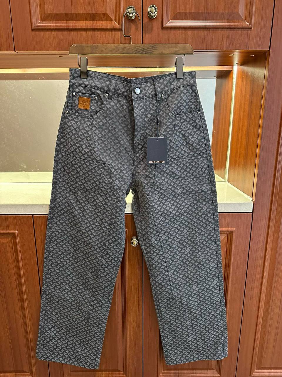 LOUIS VUITTON Мужские джинсы  LOUIS VUITTON Мужские джинсы