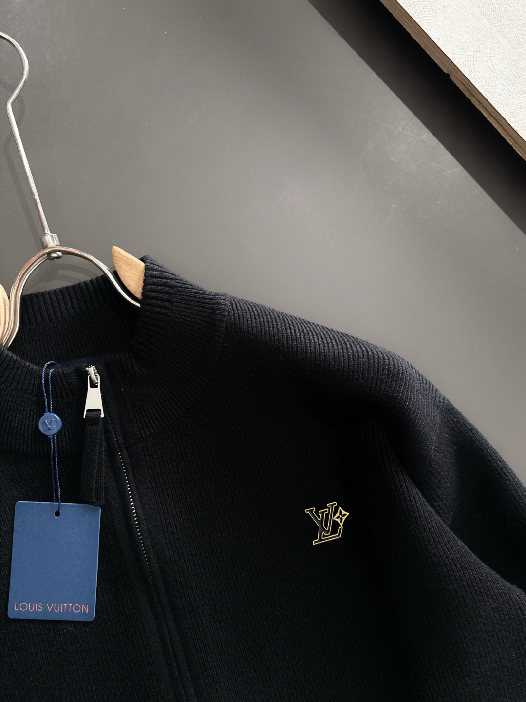 LOUIS VUITTON Мужской кардиган 