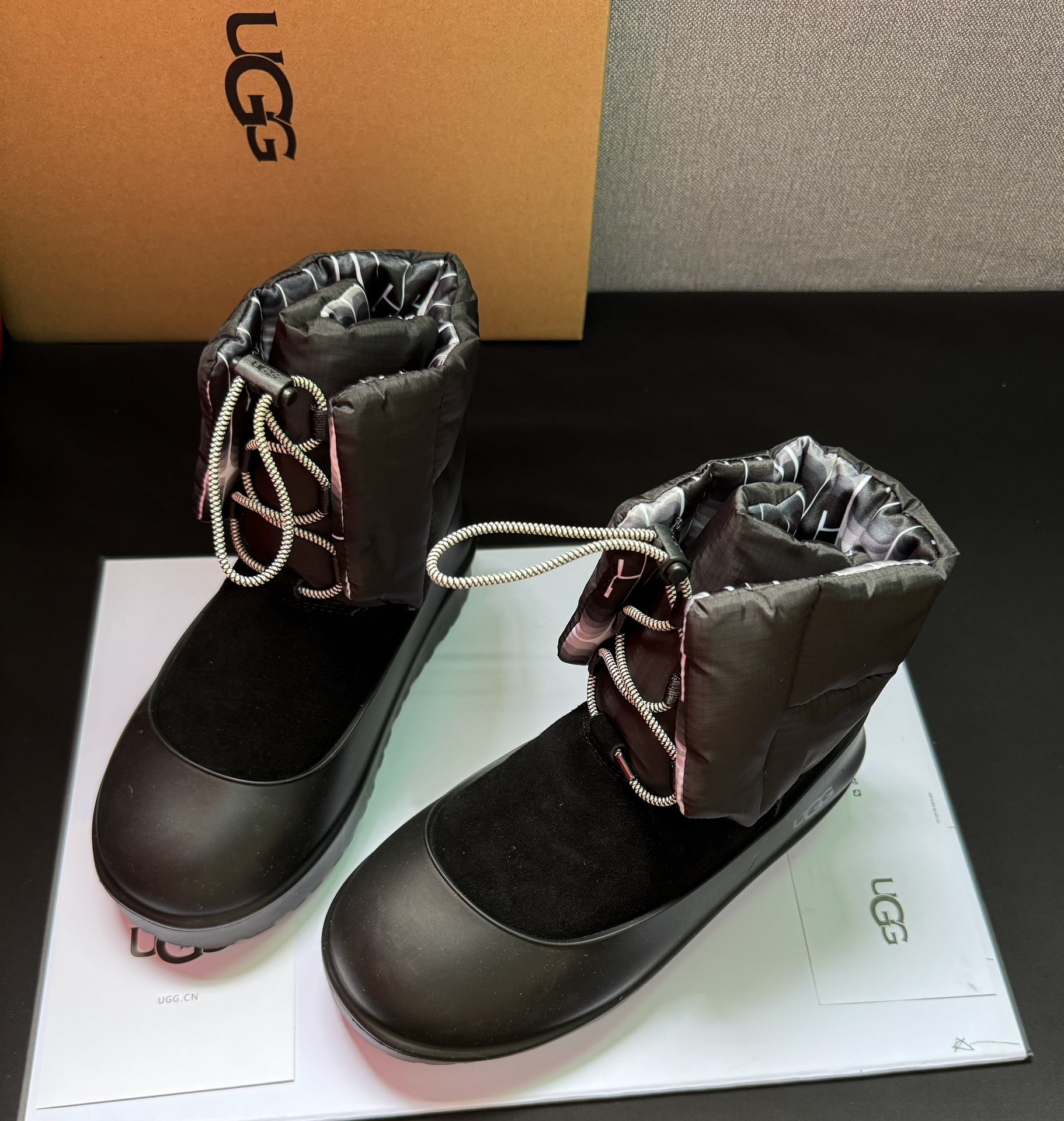 UGG Женские резиновые угги