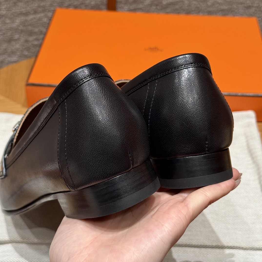 HERMES Женские лоферы Paris кожа аллигатора  HERMES Женские лоферы Paris кожа аллигатора