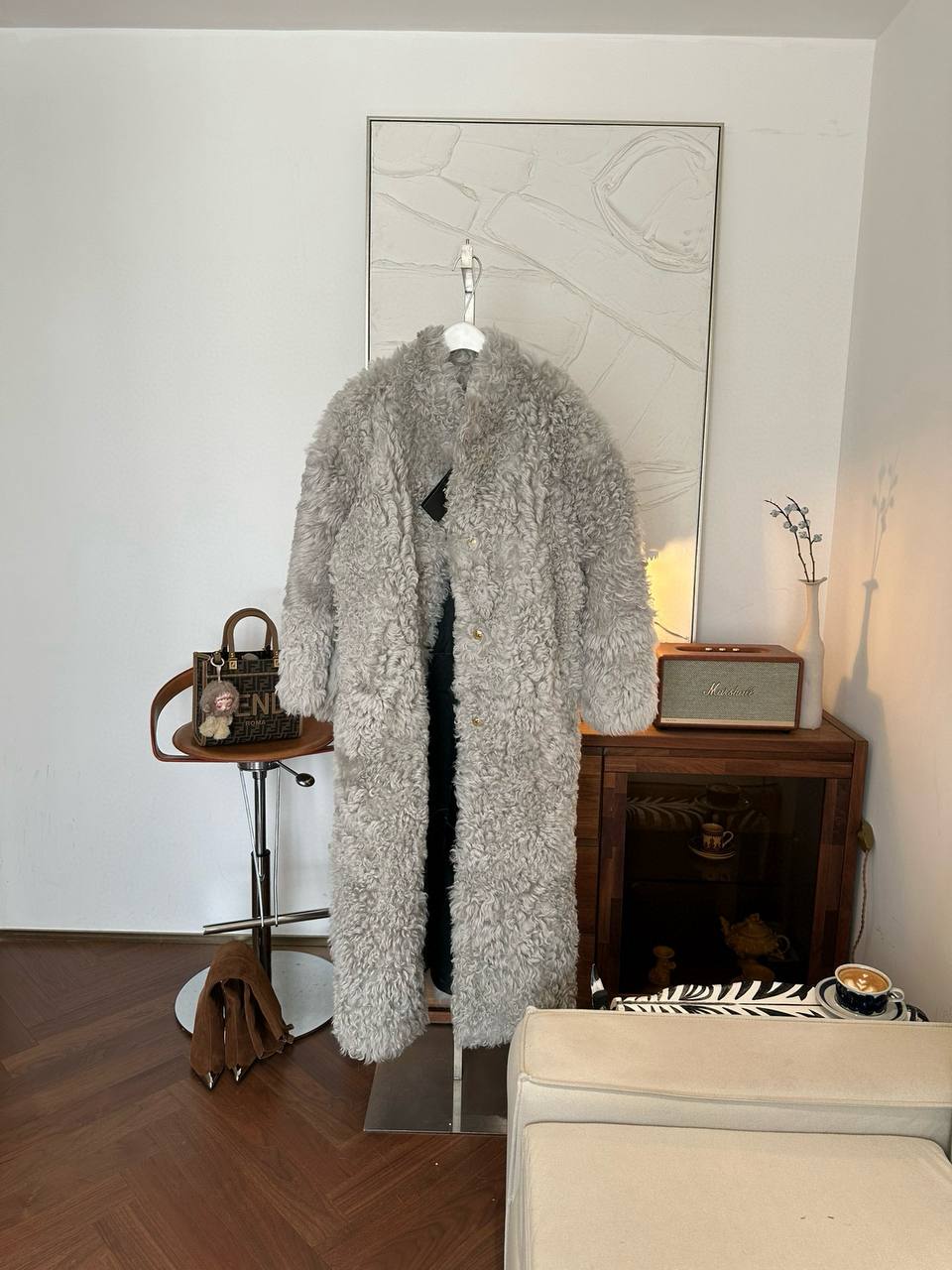 FENDI Женская шуба из овчины 