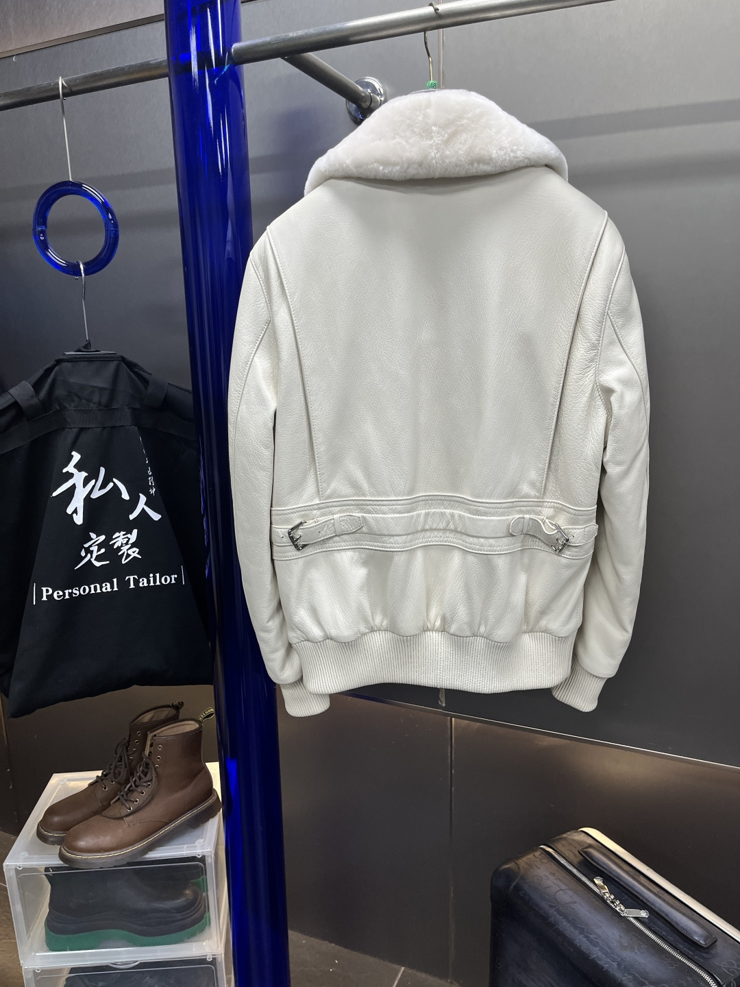 BRIONI Мужская кожаная куртка из козьей кожи BRIONI Мужская кожаная куртка из козьей кожи