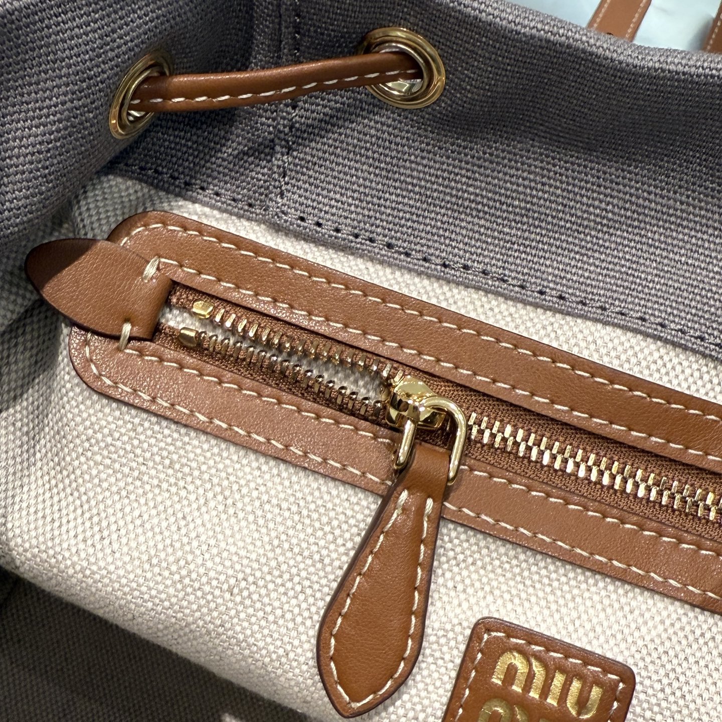 MIU MIU Женский рюкзак Canvas and leather