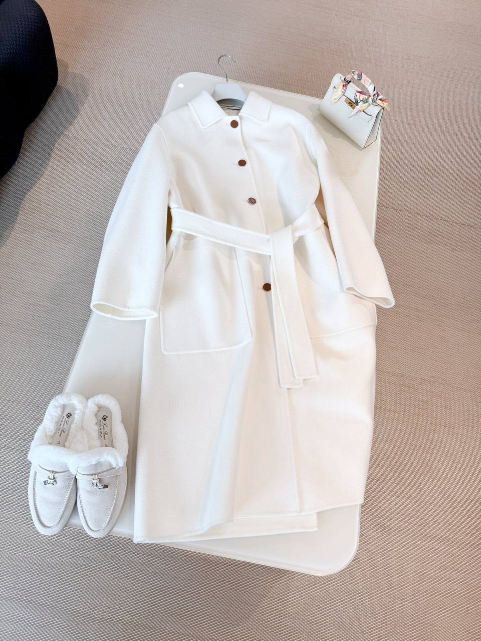 HERMES Женское пальто прямого кроя