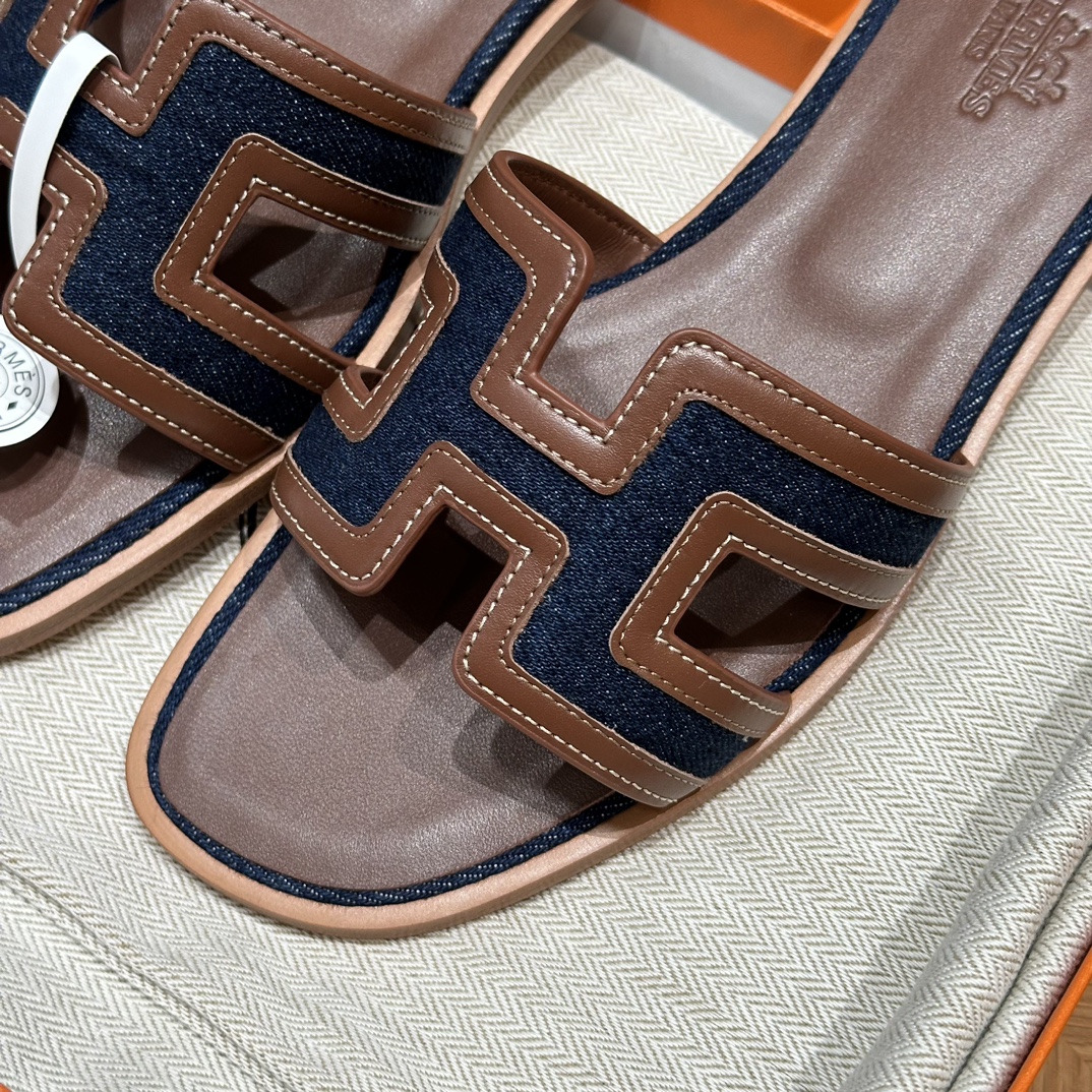 HERMES Женские сандалии Oran деним