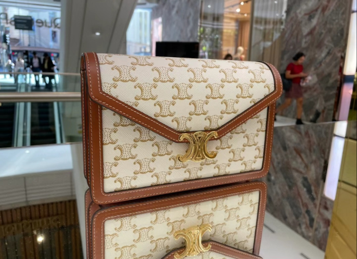  CELINE ЖЕНСКАЯ сумка-конверт ENVELOPPE