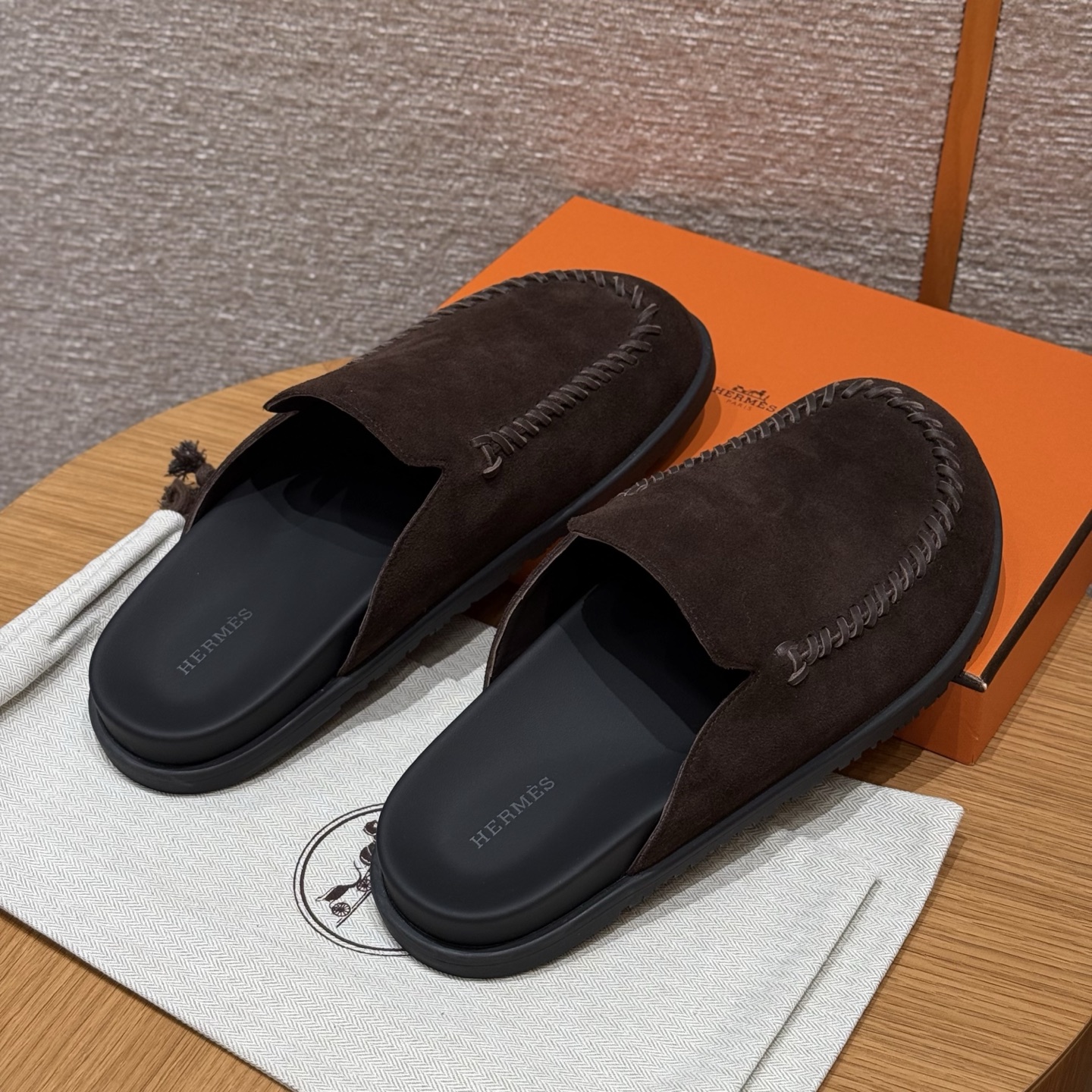 HERMES Мужские мюли Johan 