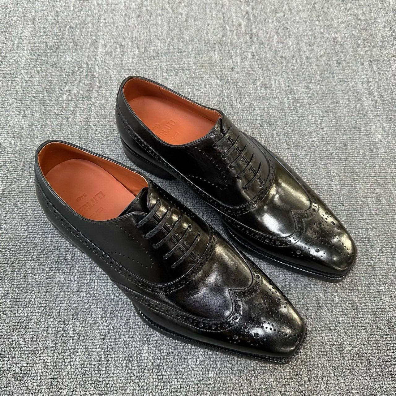 BERLUTI Мужские туфли из телячьей кожи BERLUTI Мужские туфли из телячьей кожи