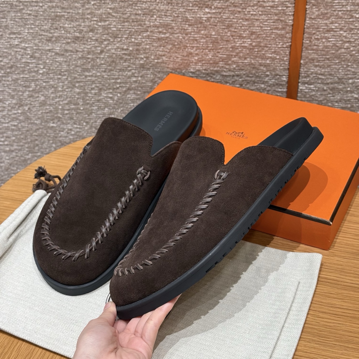 HERMES Мужские мюли Johan 