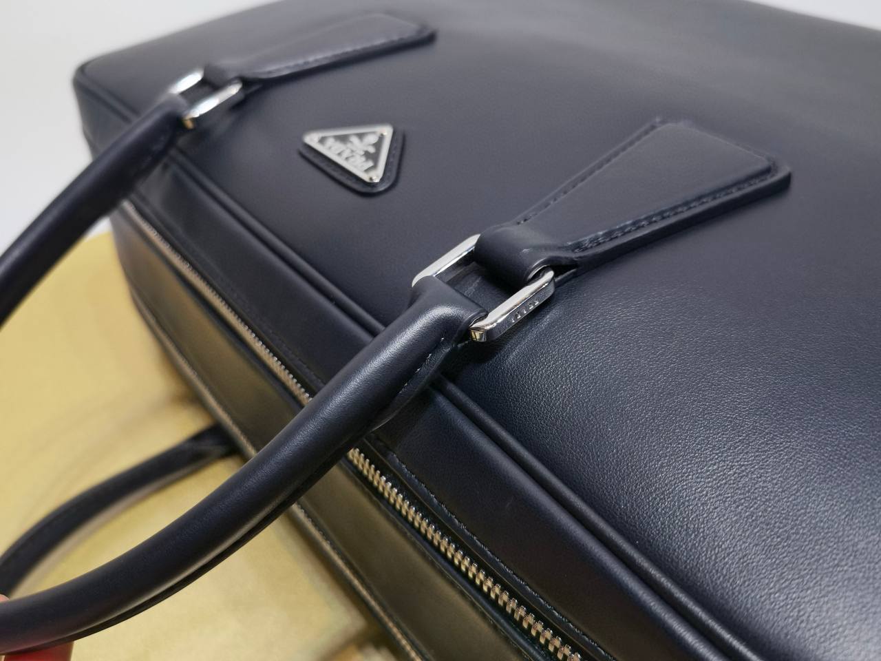 PRADA Мужской портфель  PRADA Мужской портфель