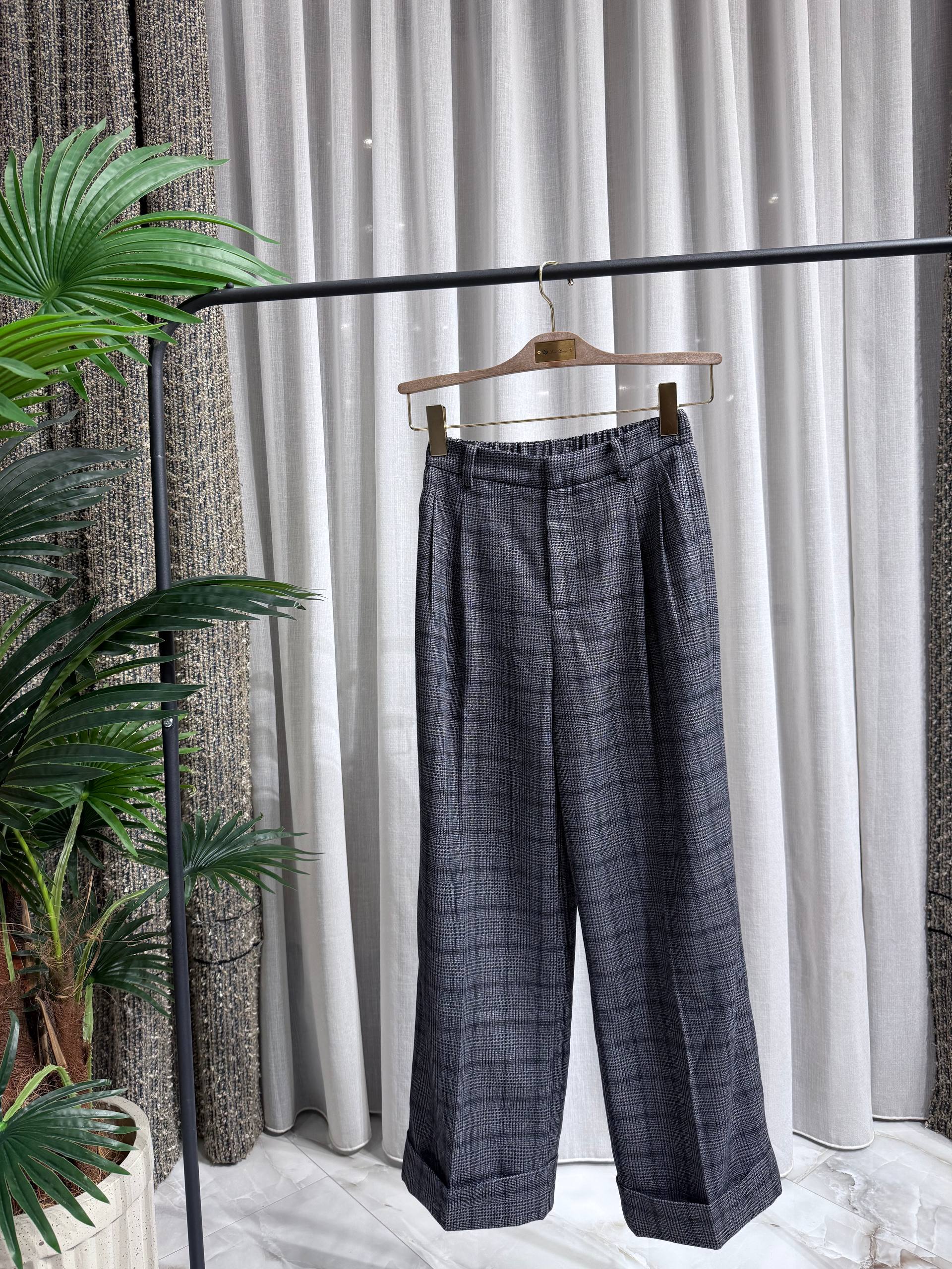 BRUNELLO CUCINELLI Женский классический костюм двойка BRUNELLO CUCINELLI Женский классический костюм двойка