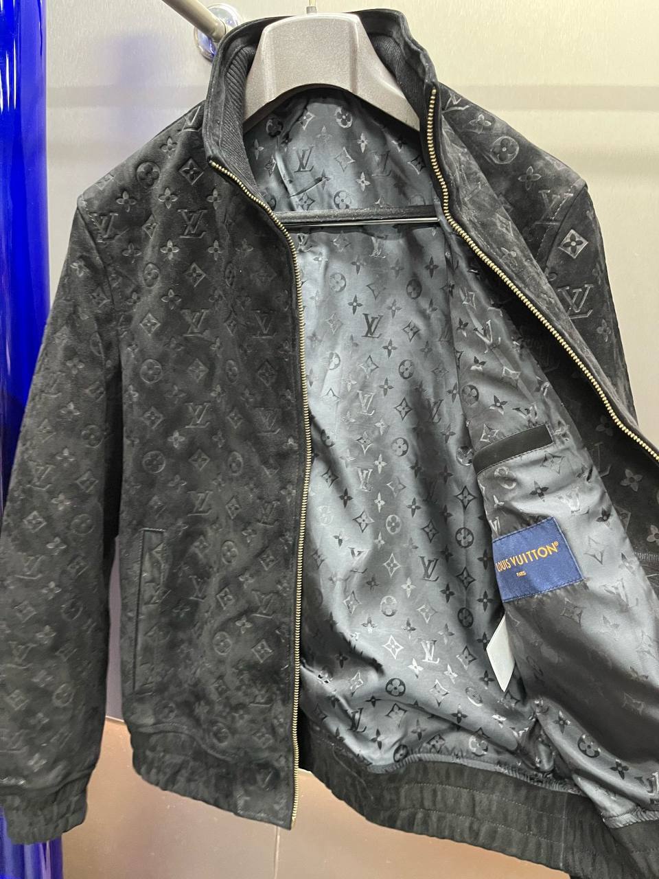 LOUIS VUITTON Мужская кожаная куртка LOUIS VUITTON Мужская кожаная куртка