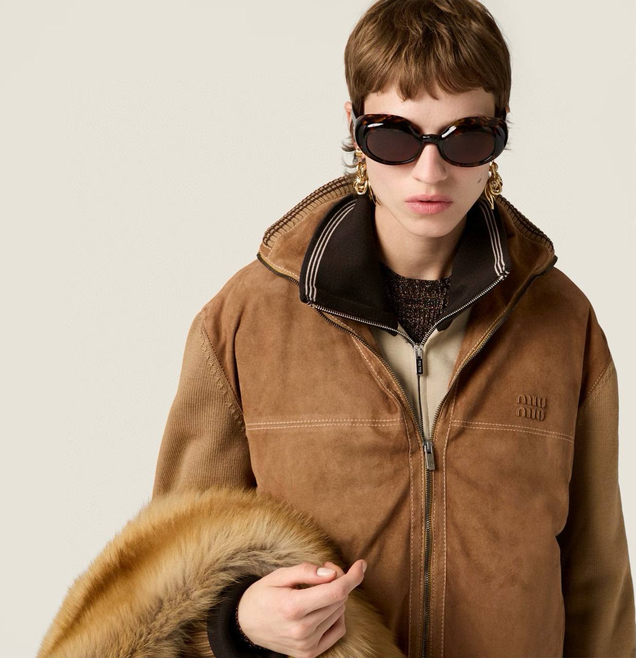 MIU MIU Женская замшевая ветровка MIU MIU Женская замшевая ветровка