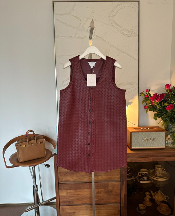 BOTTEGA VENETA Женский кожаный жилет