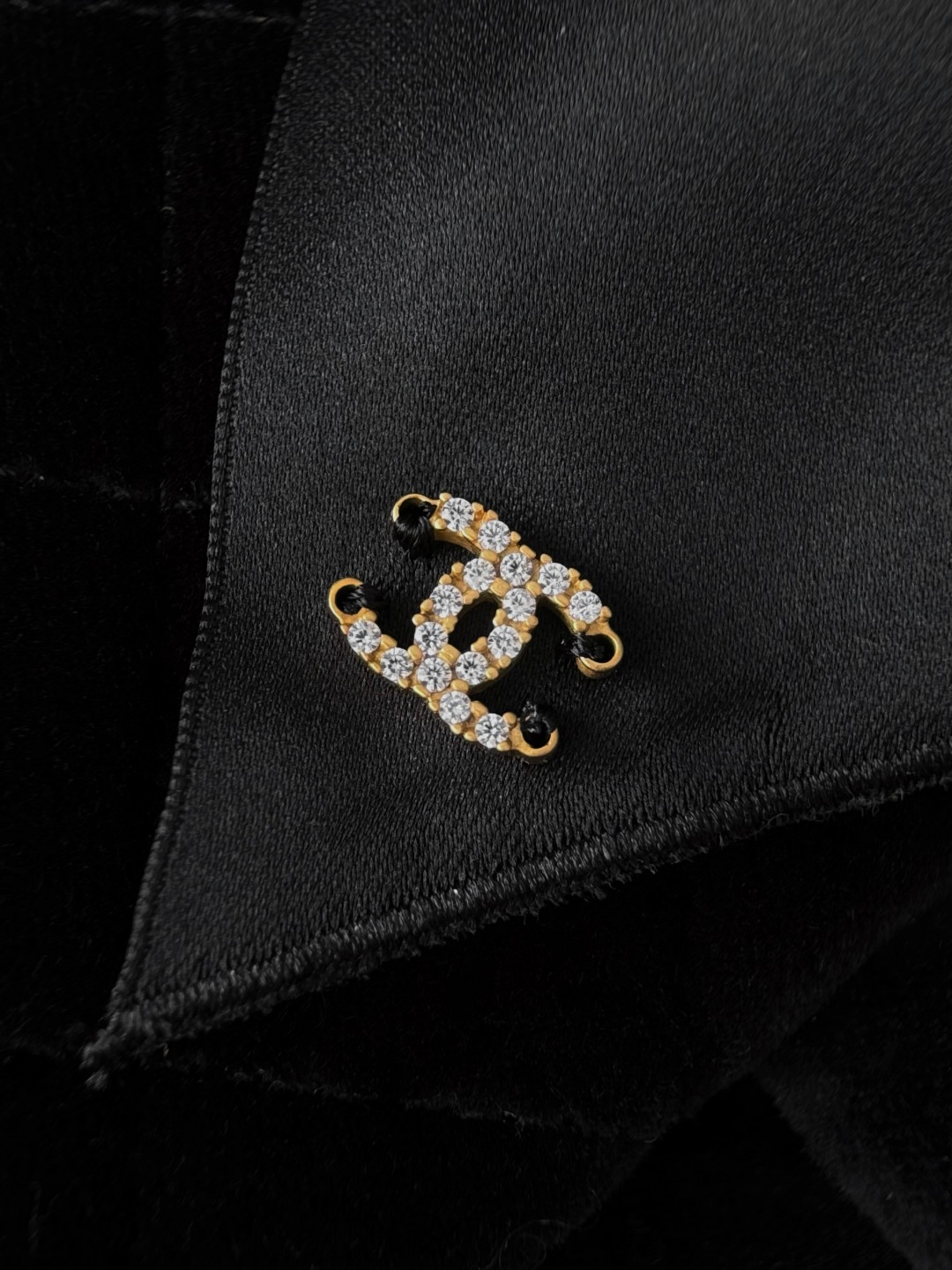 CHANEL Женская сумка 25k из черного бархата CHANEL Женская сумка 25k из черного бархата