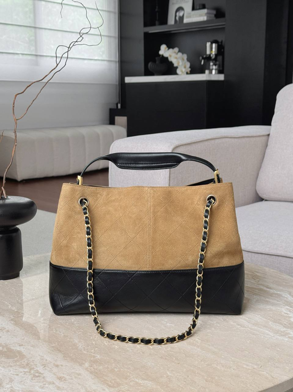 CHANEL Женская сумка Hobo 25 A CHANEL Женская сумка Hobo 25 A